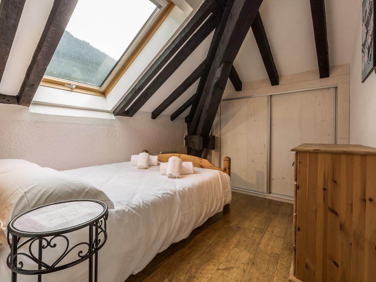 Top Floor Apartment Mansard - Central Chamonix Mont Blanc Haven Bilik gambar